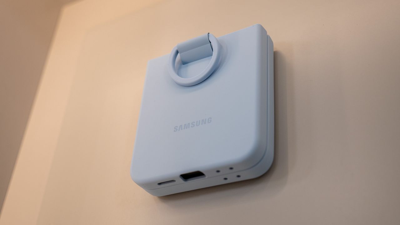 Nejlepší pouzdra pro Samsung Galaxy Z Flip 7 FE 2025
