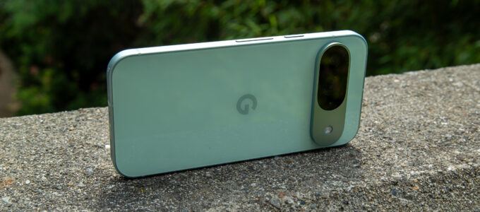 Nothing Phone 3 vs. Google Pixel 9: Srovnání dvou odlišných modelů