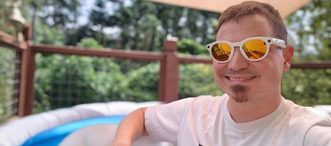 Oakley Meta HSTN vyřešily hlavní problém Ray-Ban Meta brýlí