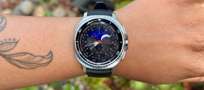 Samsung Galaxy Watch 8 Classic: vintage styl, těžká volba