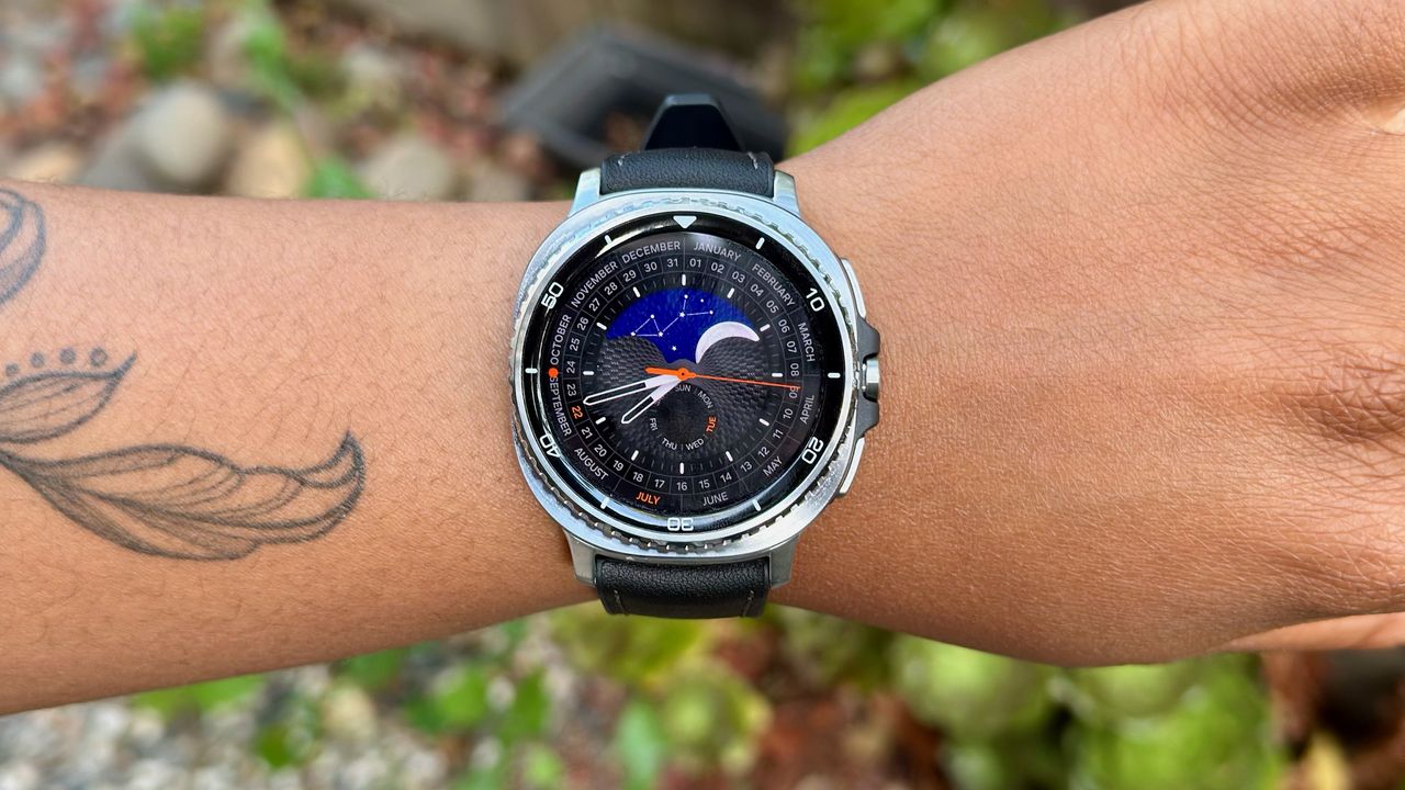 Samsung Galaxy Watch 8 Classic: vintage styl, těžká volba