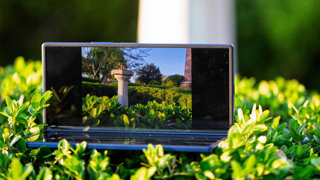 Samsung představuje vylepšené kamery Galaxy Z Fold 7