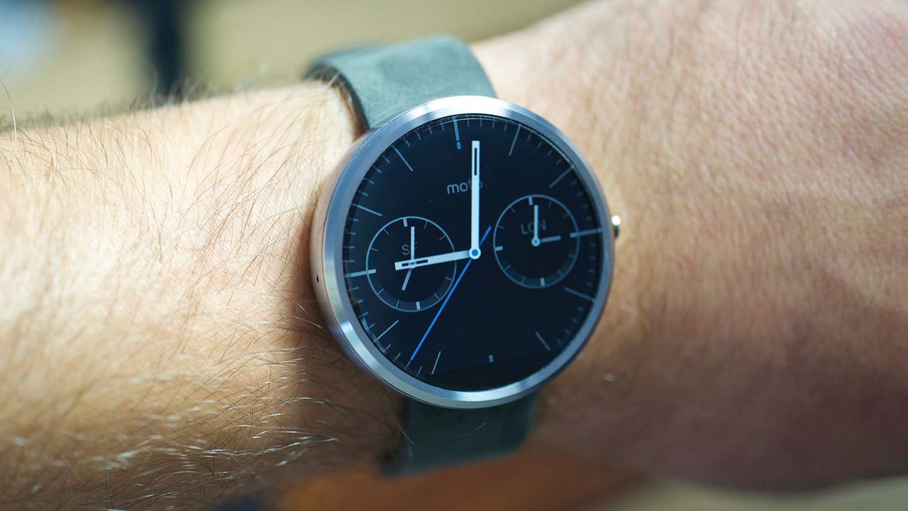 Unikl Moto 360 (2025): Bude používat Wear OS?
