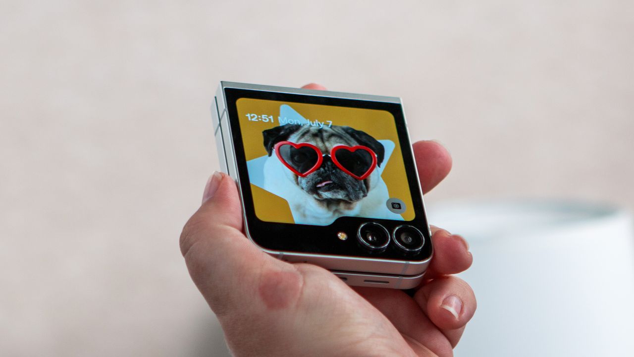 Vyberte si barvu Samsung Galaxy Z Flip 7 FE!