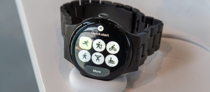 "AI trenér Fitbit: Největší lákadlo Pixel Watch 4?"