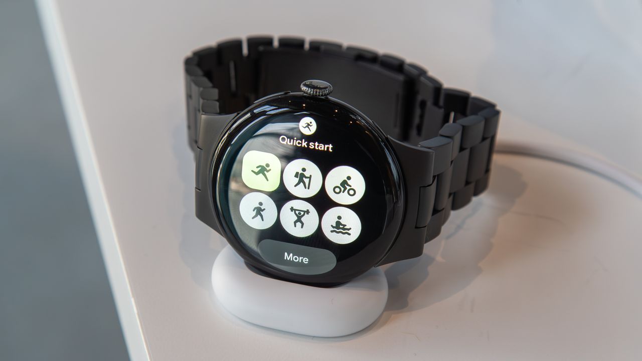 "AI trenér Fitbit: Největší lákadlo Pixel Watch 4?"