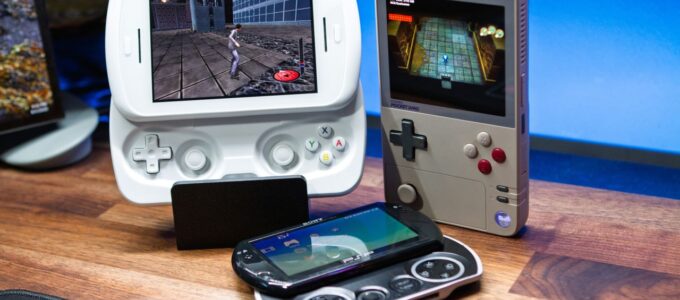 AYANEO možná oživí unikátní design telefonu, fandím tomu!