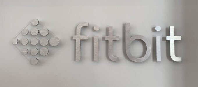 Fitbit přináší Dark Mode na Android v nové aktualizaci