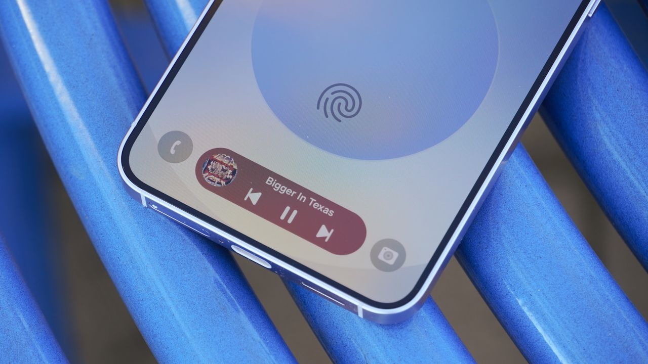 Galaxy S25: Jak dobře rozpoznává falešné otisky a obličeje?