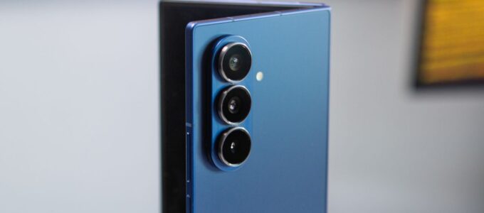 Galaxy Z Fold 7 získal rekordní slevu proti Pixel 10 Pro Fold