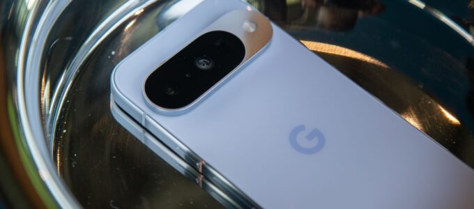 Google představil Pixel Care+ s bezplatnými opravami displeje