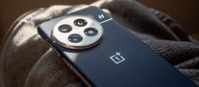 Nejlepší telefon roku 2025: Nyní o $150 levnější!
