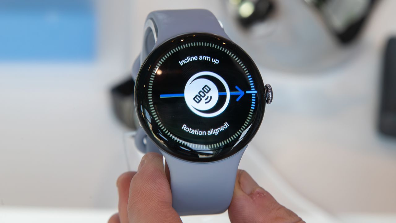 Pixel Watch 4: Snapdragon W5 Gen 2 bez velkého výkonového skoku