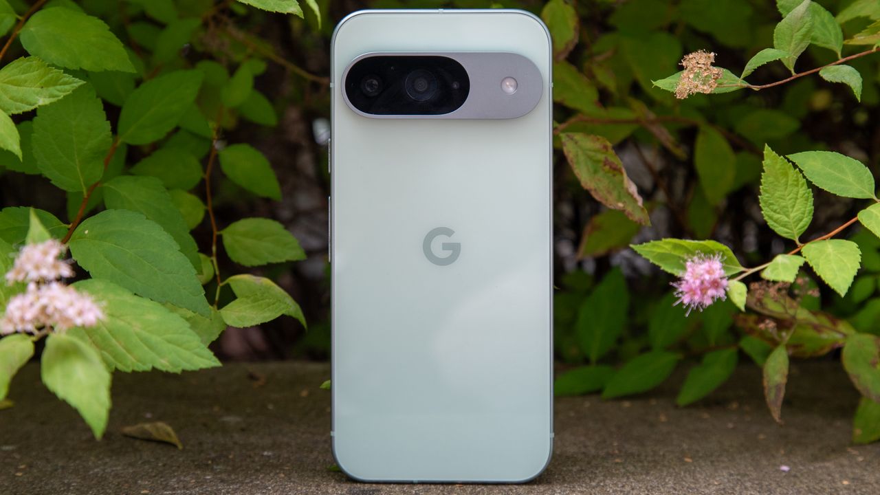 Rok s Google Pixel 9: Smíšené pocity z užívání