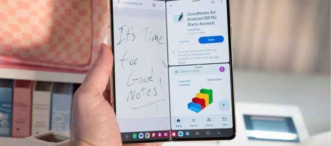 Samsung začal prodávat obnov. Galaxy Z Fold 5: Stojí za to?