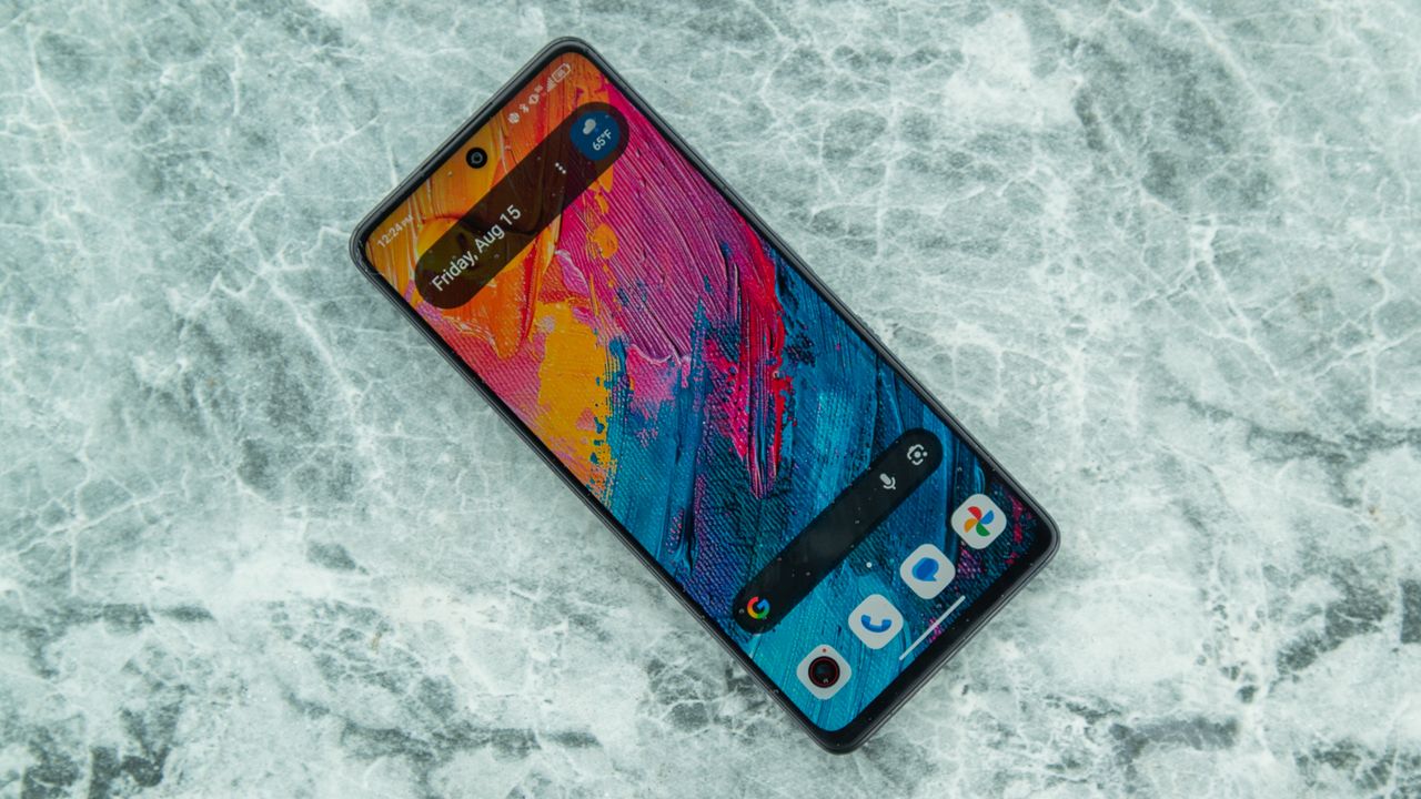 TCL 60 XE NXTPAPER: Cenově dostupný smartphone a e-reader