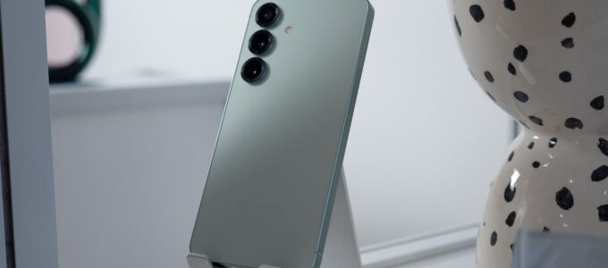 Únik Galaxy S25 FE odhalil téměř všechny specifikace