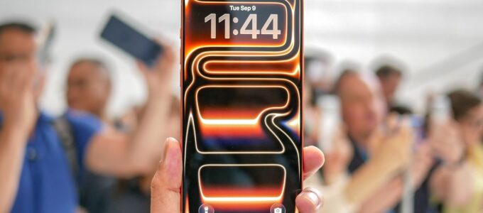 iPhone 17: Displej překonává Pixel 10 Pro ve velkém stylu