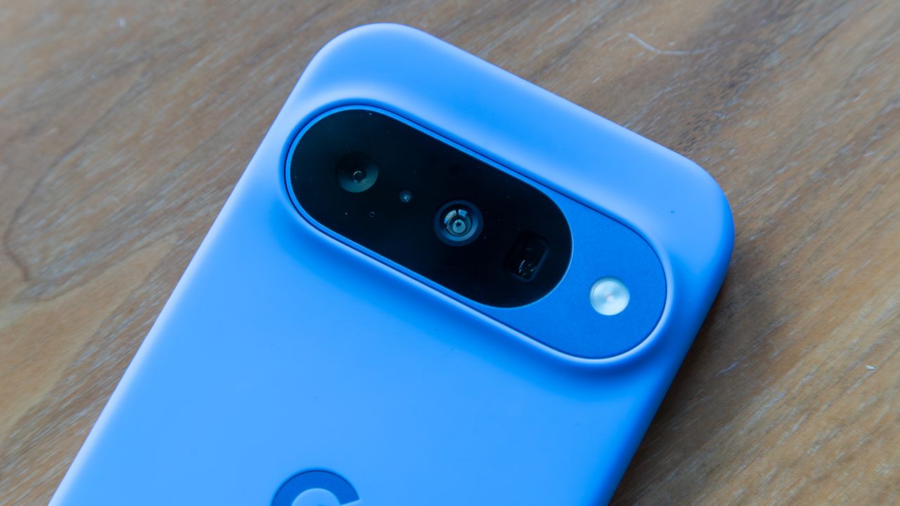 Koupíte Pixel 10 a získáte 50% slevu na účet na 2 roky