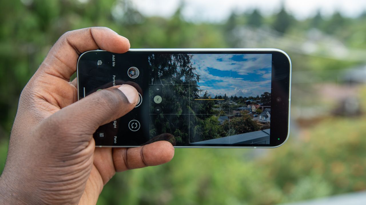 Sleva 50 % na AI telefon od Google u Mint Mobile!
