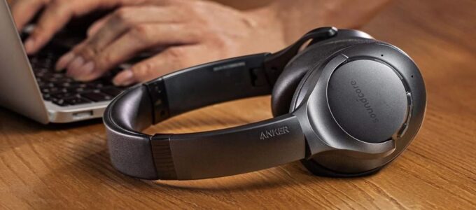 Sleva 50 % na sluchátka s potlačením hluku stále na Amazonu