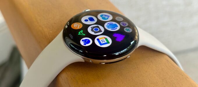 Google Pixel Watch 4: Skvělé vylepšení, ale i pár nedostatků