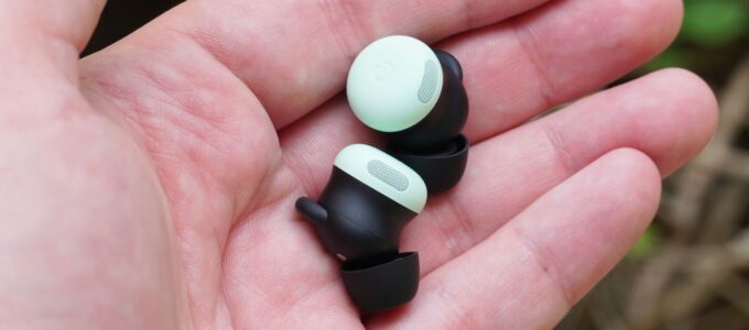 Google usnadňuje výměnu ztraceného Pixel Buds