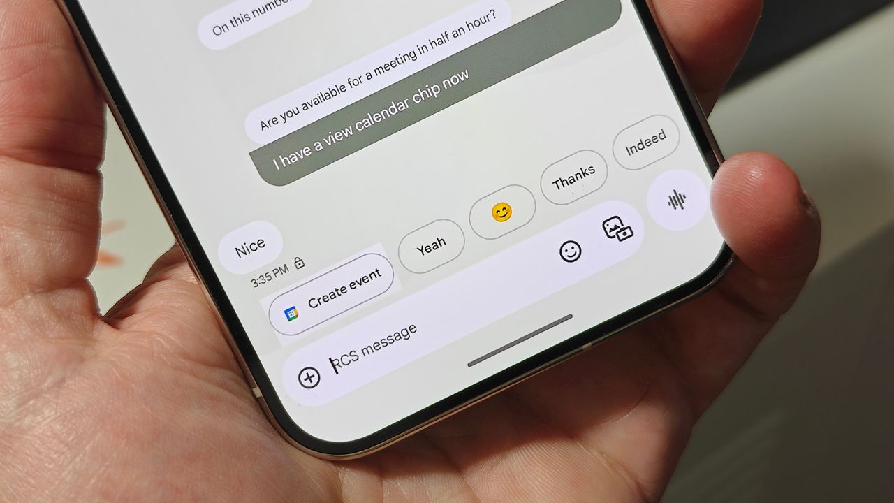 Jak používat Magic Cue na Pixel 10