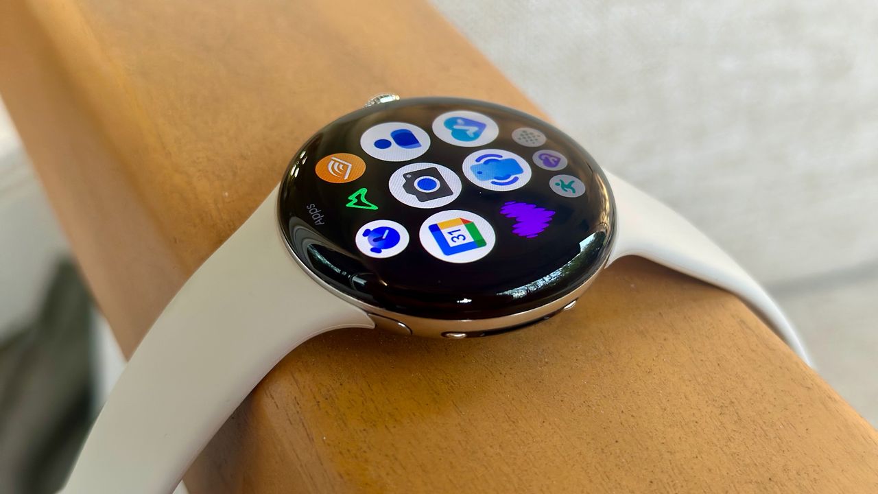 Kompatibilita pásků: Hodí se pro Pixel Watch 4 pásky z 3?