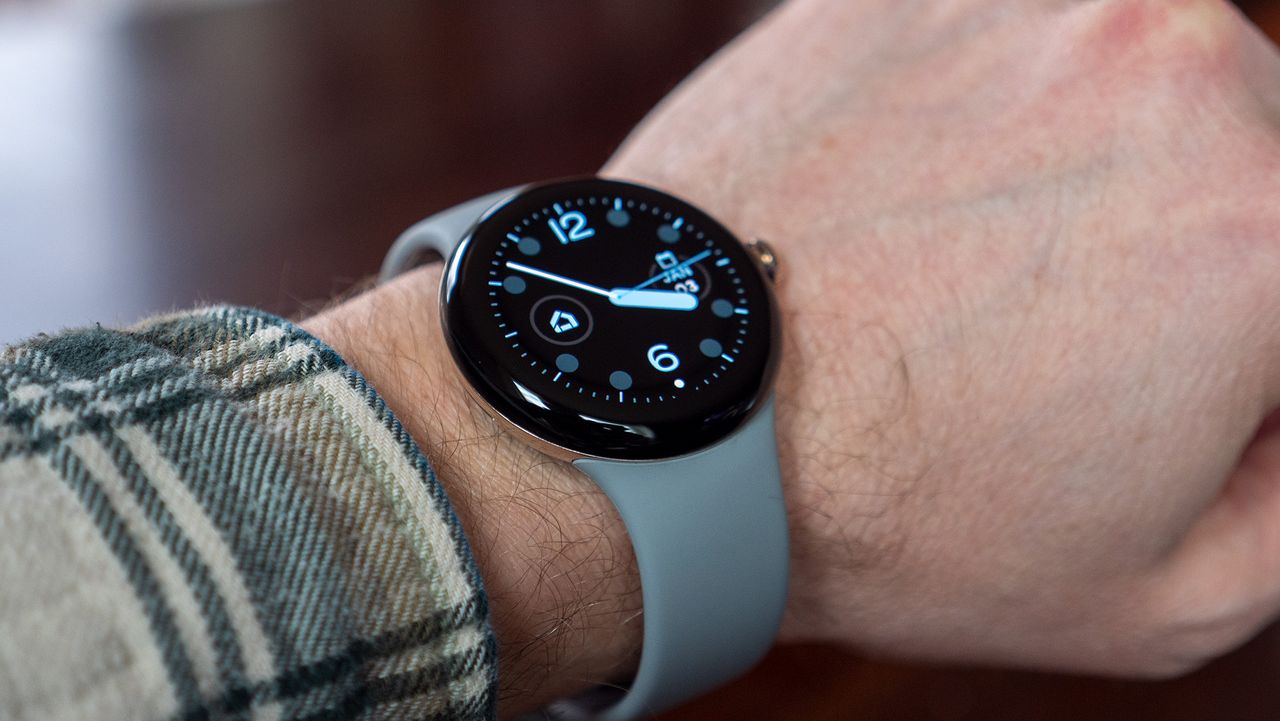 Konec podpory: Pixel Watch od Googlu dostává poslední aktualizaci