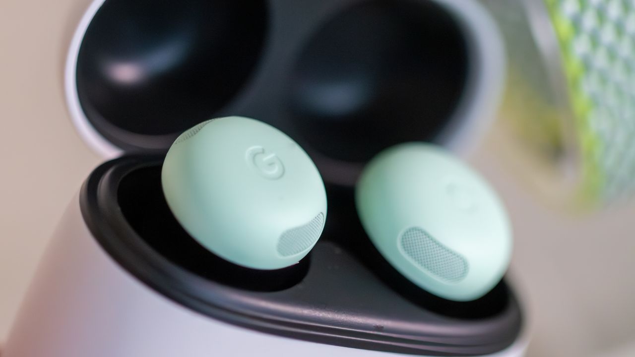 "Pixel Buds 2a a Pro 2: Nová funkce pro výměnu pouzder"