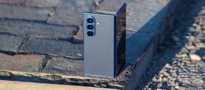 Prémiový skládací telefon zlevněn o 400 $ na Amazonu!