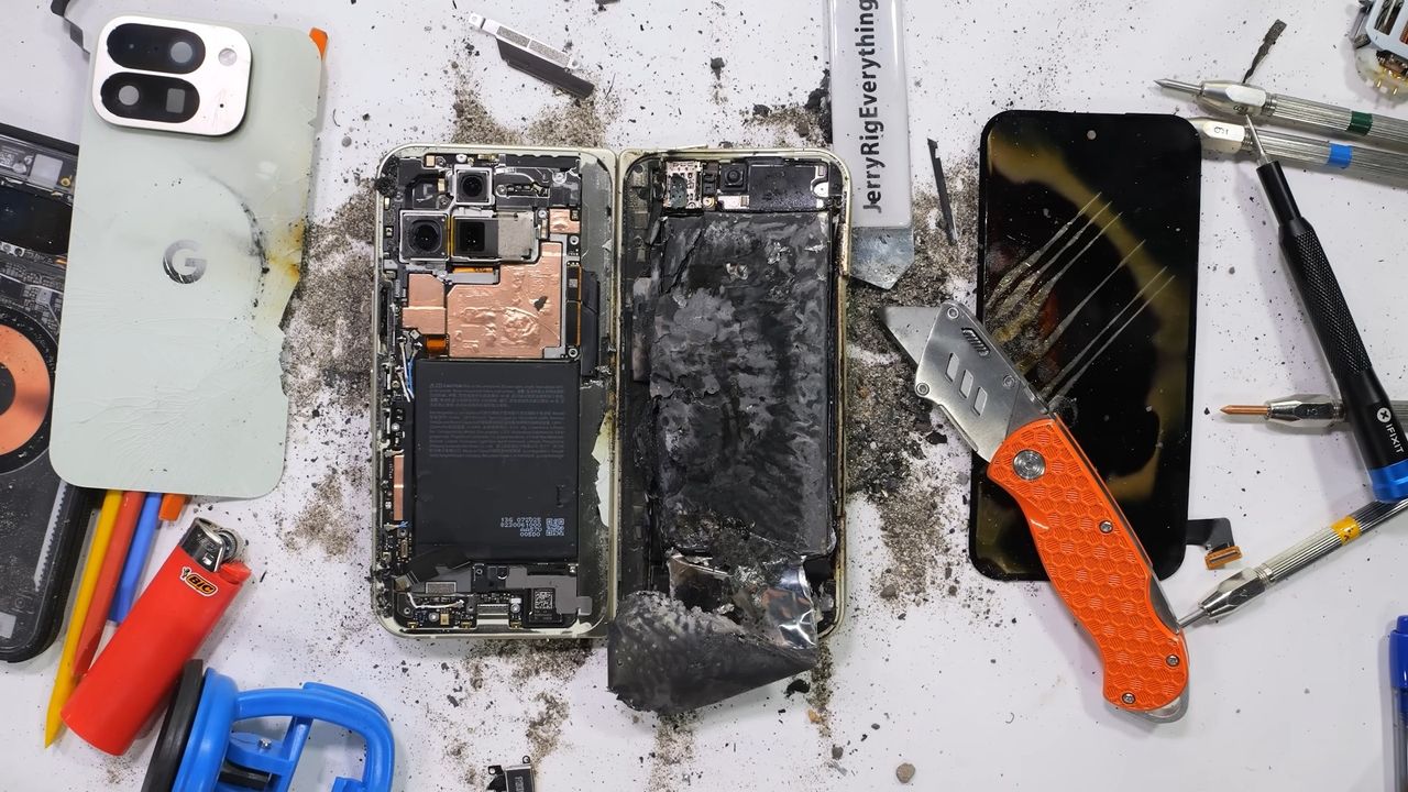 Proč telefonní baterie selhávají a explodují?