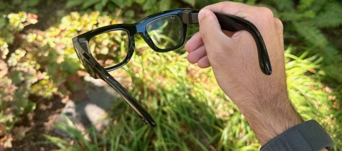 Ray-Ban brýle od Metaverse za $800 rychle mizí z pultů