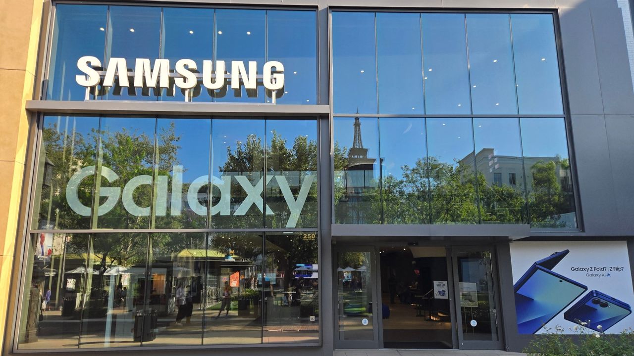 Samsung rozšiřuje zážitkové prodejny Galaxy v USA