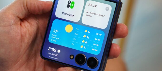 Samsung Galaxy Z Flip8